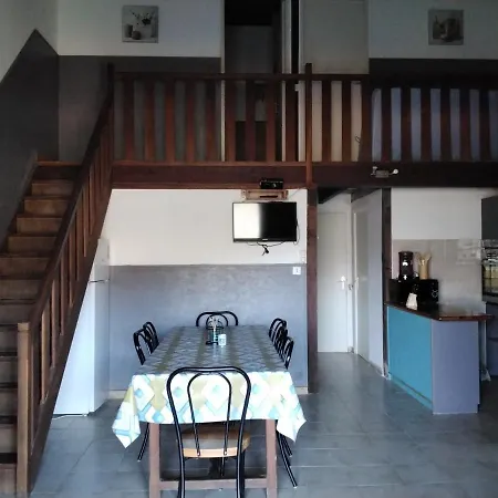 Strada Di A Cuma Apartment *
