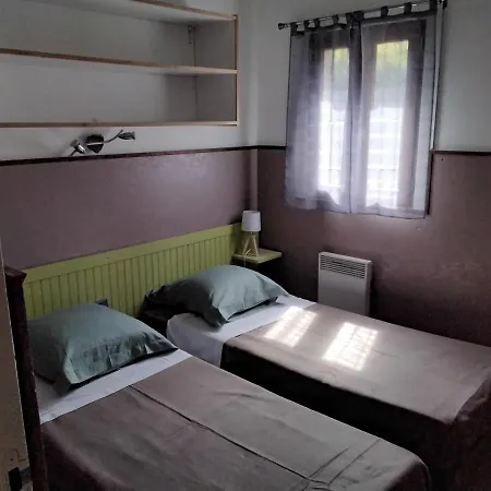 Strada Di A Cuma * Vico