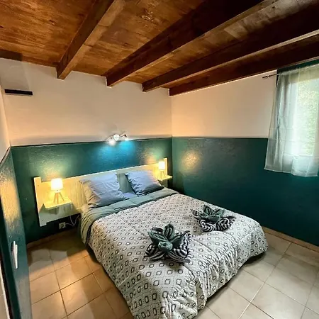 Strada Di A Cuma Appartement